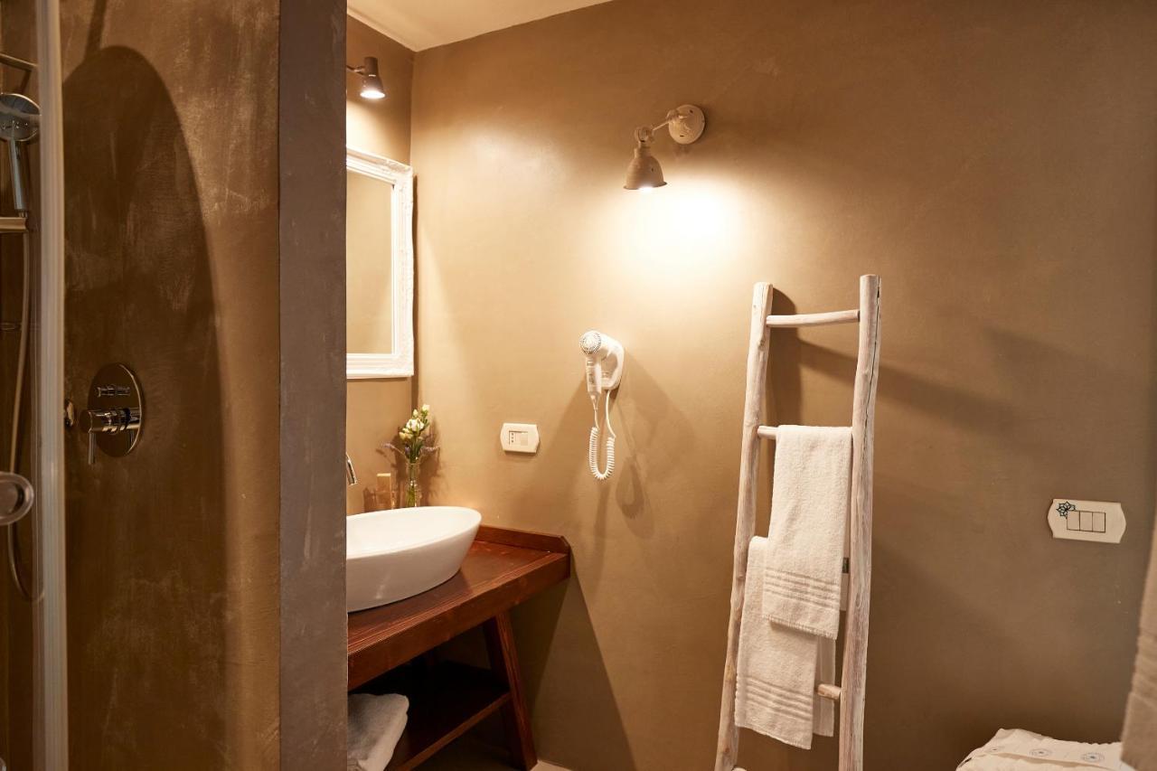 Borgo San Gaetano Bed & Breakfast แบร์นัลดา ภายนอก รูปภาพ