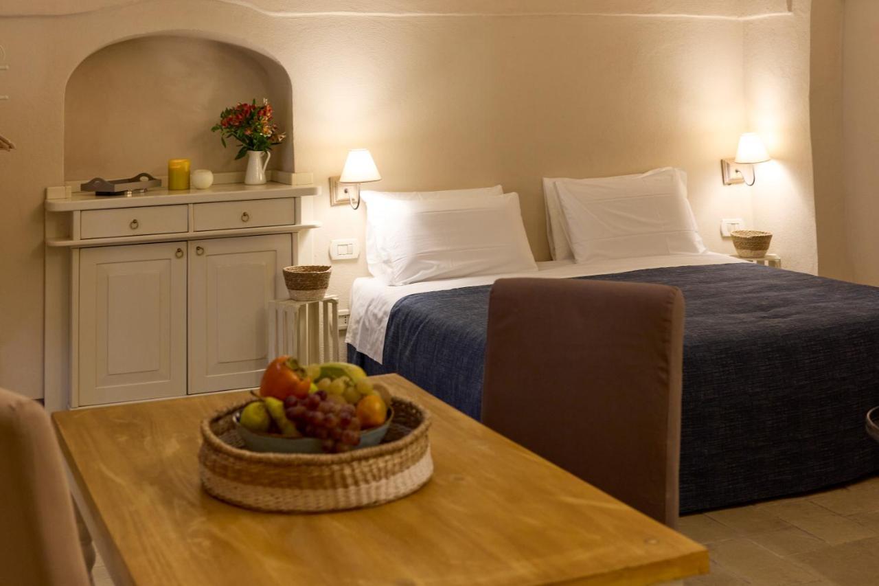 Borgo San Gaetano Bed & Breakfast แบร์นัลดา ภายนอก รูปภาพ