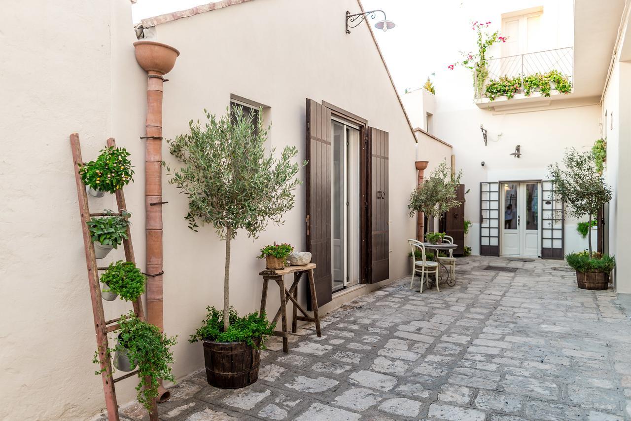 Borgo San Gaetano Bed & Breakfast แบร์นัลดา ภายนอก รูปภาพ
