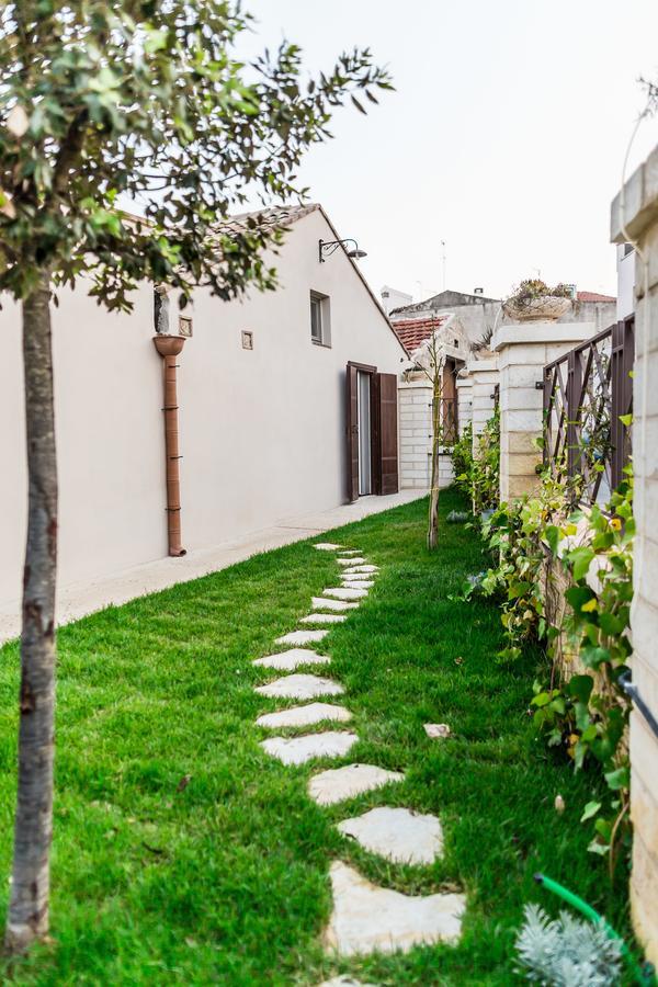 Borgo San Gaetano Bed & Breakfast แบร์นัลดา ภายนอก รูปภาพ