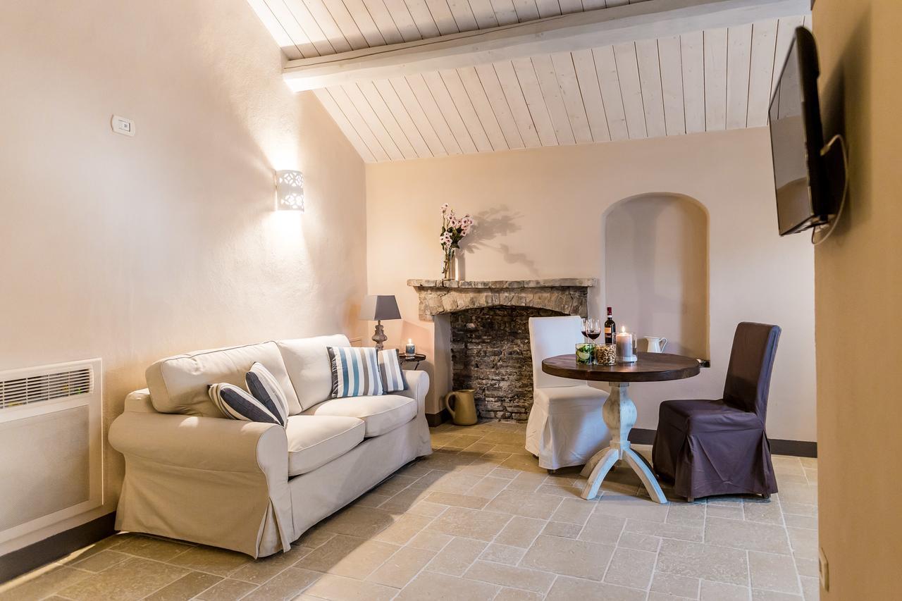 Borgo San Gaetano Bed & Breakfast แบร์นัลดา ภายนอก รูปภาพ